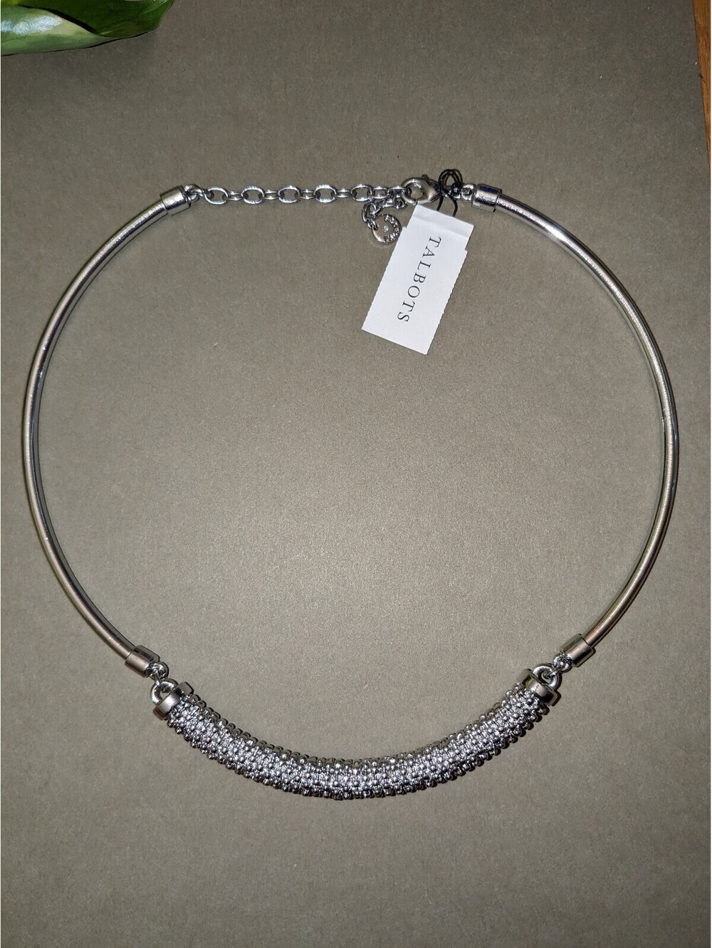 Talbots silver collar necklace